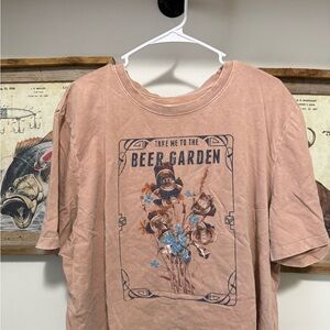 Cleo Women’s Short Sleeve Graphic Tee - Tan with Blue Accents